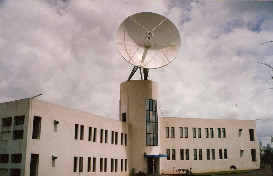 Our first satellite earth station installation at STPI Pune, 1992